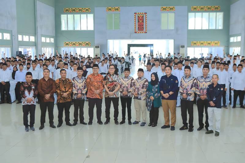 Ketua KPU Lampura Lantik 741 Anggota PPS se- Kabupaten Lampung Utara