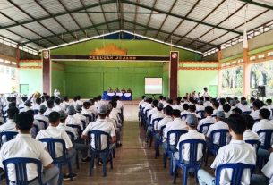 Antisipasi Perkelahian Antar Pelajar, Wakapolres Lampura Anjangsana ke Sekolah