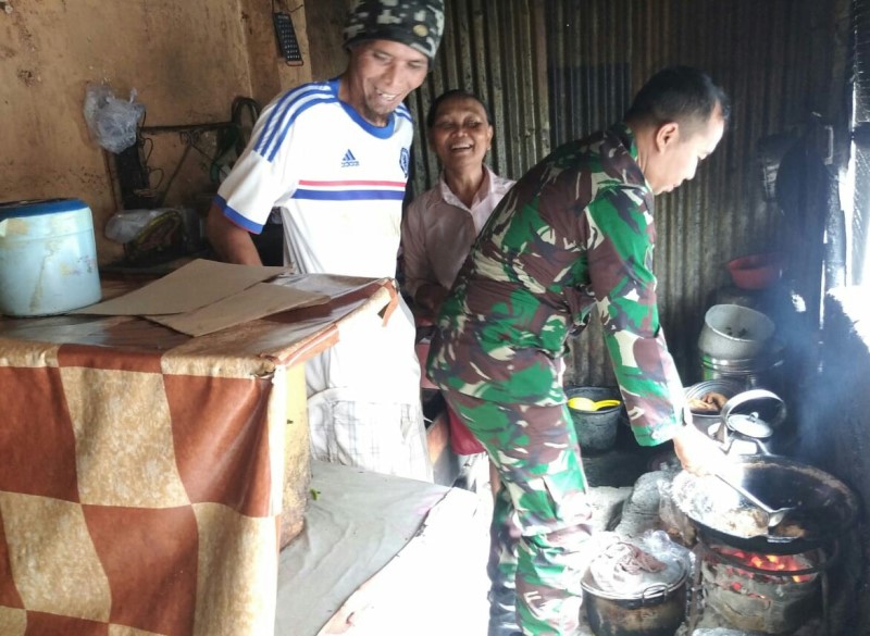 Babinsa Jayengan Masuk Dapur