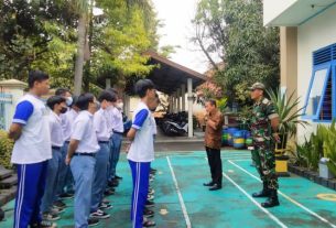 Bati Bakti TNI Bentuk Karakter Kedisiplinan Siswa di SMA 1 Kristen Surakarta