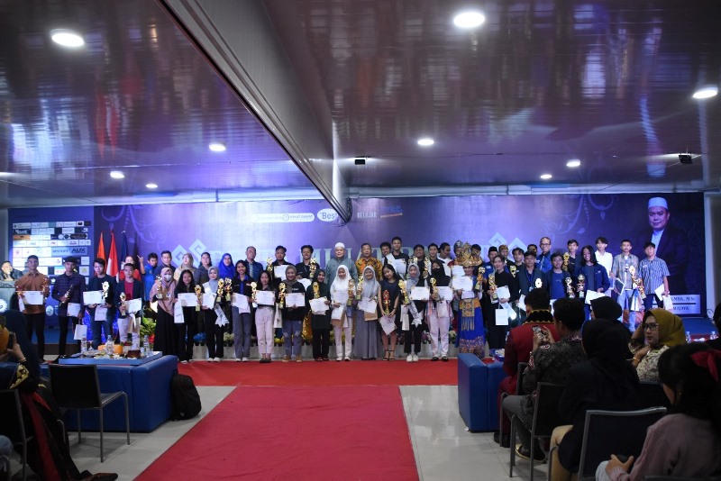 Buka Pesta Minat Bakat dan Darmajaya Expo 2023, 16 Mahasiswa Kampus The Best IIB Darmajaya ini Raih Penghargaan dari Rektor