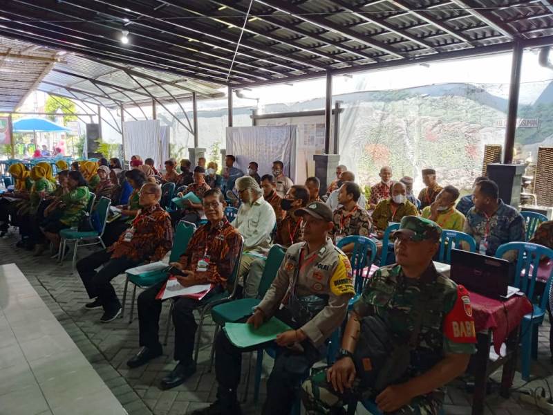 Dukung Pembangunan di Wilayah Binaan, Babinsa Danukusuman Hadiri Musrenbangkel