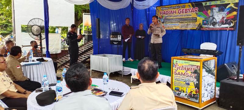Samsat Lampung Utara Suguhkan Hadiah Bagi Warga Yang Taat Pajak