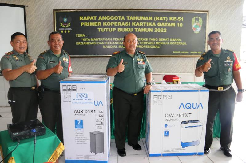 Gelar RAT Ke-51, Primkop Kartika Gatam 10 Bagi-bagi Hadiah Untuk Anggota Koperasi