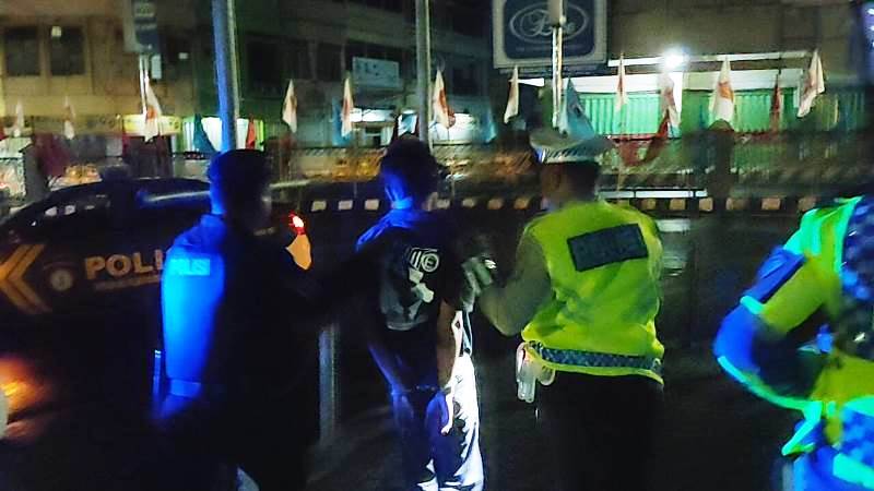 Giat KRYD, Tim Gabungan Patroli Polresta Bandar Lampung Amankan Pelaku Penodongan di Pasar Tengah