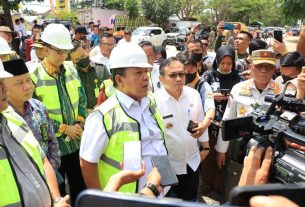 Upaya Mempercepat Pembangunan Infrastruktur, Jalan Provinsi Ruas Mayjend. H.M Ryacudu Diresmikan