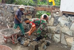 Kerja Nyata Babinsa Koramil 08/Arongan Lambalek Dalam Meringankan Segala Kesulitan Masyarakat