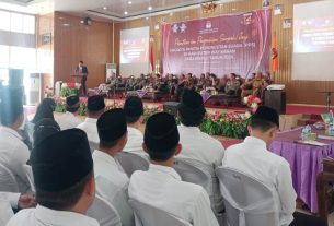 Ketua KPU Way Kanan Minta PPS yang Baru Dilantik Jaga Integritas dalam Pemilu 2024