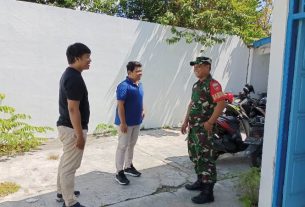 Koptu Resbiyanto & Linmas Gelar Komsos Dengan Karyawan PT. RVNA
