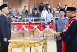Pelantikan Jhon Tanara menjadi Wakil ketua DPRD Mesuji