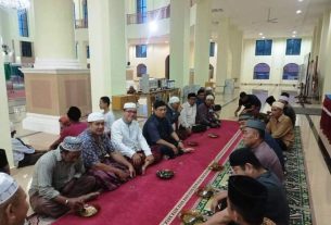 Polres Sijunjung Gelar Jumat Curhat Bersama Jamaah Masjid Agung Istiqlal Sijunjung