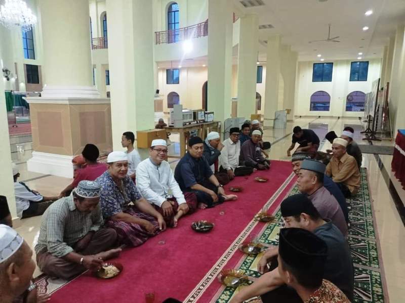 Polres Sijunjung Gelar Jumat Curhat Bersama Jamaah Masjid Agung Istiqlal Sijunjung