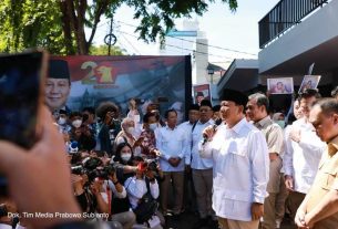 Resmikan Kantor Pemenangan, Prabowo: Kita Terbuka dan Siap Bekerja Sama dengan Siapapun