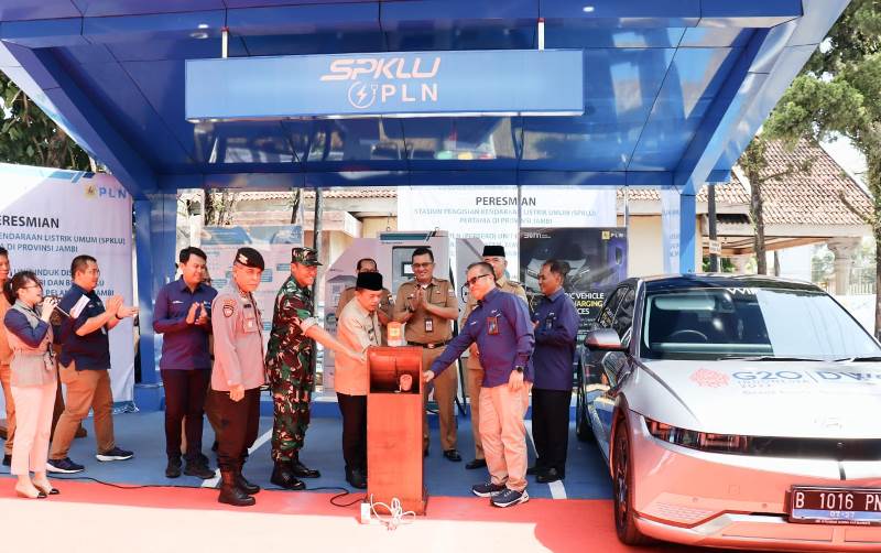 SPKLU Perdana Telah Hadir di Jambi, PLN Dorong Percepatan Ekosistem Kendaraan Listrik