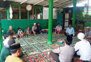 Kapolsek Dayeuhkolot Adakan Giat Jum'at Curhat Dan Ngopi Presisi