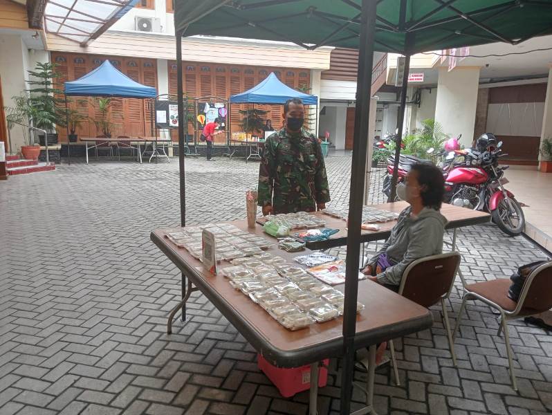 Babinsa Jayengan Pendampingan UMKM di Wilayah Binaan