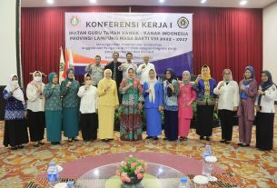 Bunda PAUD Provinsi Lampung Buka Konferensi Kerja Provinsi Ikatan Guru Taman Kanak-Kanak Indonesia