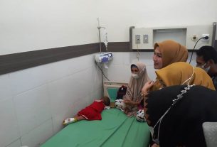 Devriyana Marda Ardian Kunjung Balita Warga Abung Timur penderita Leukimia