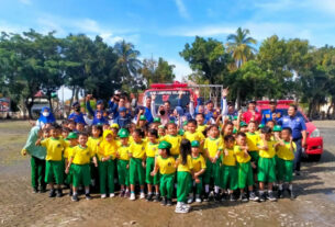 Dinas Damkar Lampung Selatan Berikan Edukasi kepada Anak-anak TK Masjid Agung Kalianda