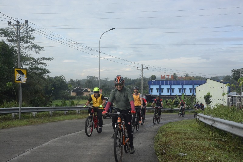 Eratkan Sinergritas TNI Polri Boyolali Laksanakan Gowes Bareng