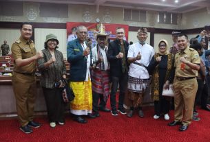 Gubernur Arinal Djunaidi Kukuhkan Pengurus Forum Pembauran Kebangsaan Provinsi Lampung Periode 2022-2024