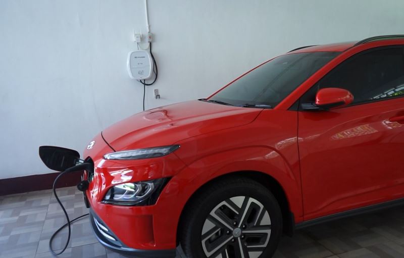 Home Charging Produk Layanan PLN untuk Pengisian Baterai Kendaraan Listrik di Rumah