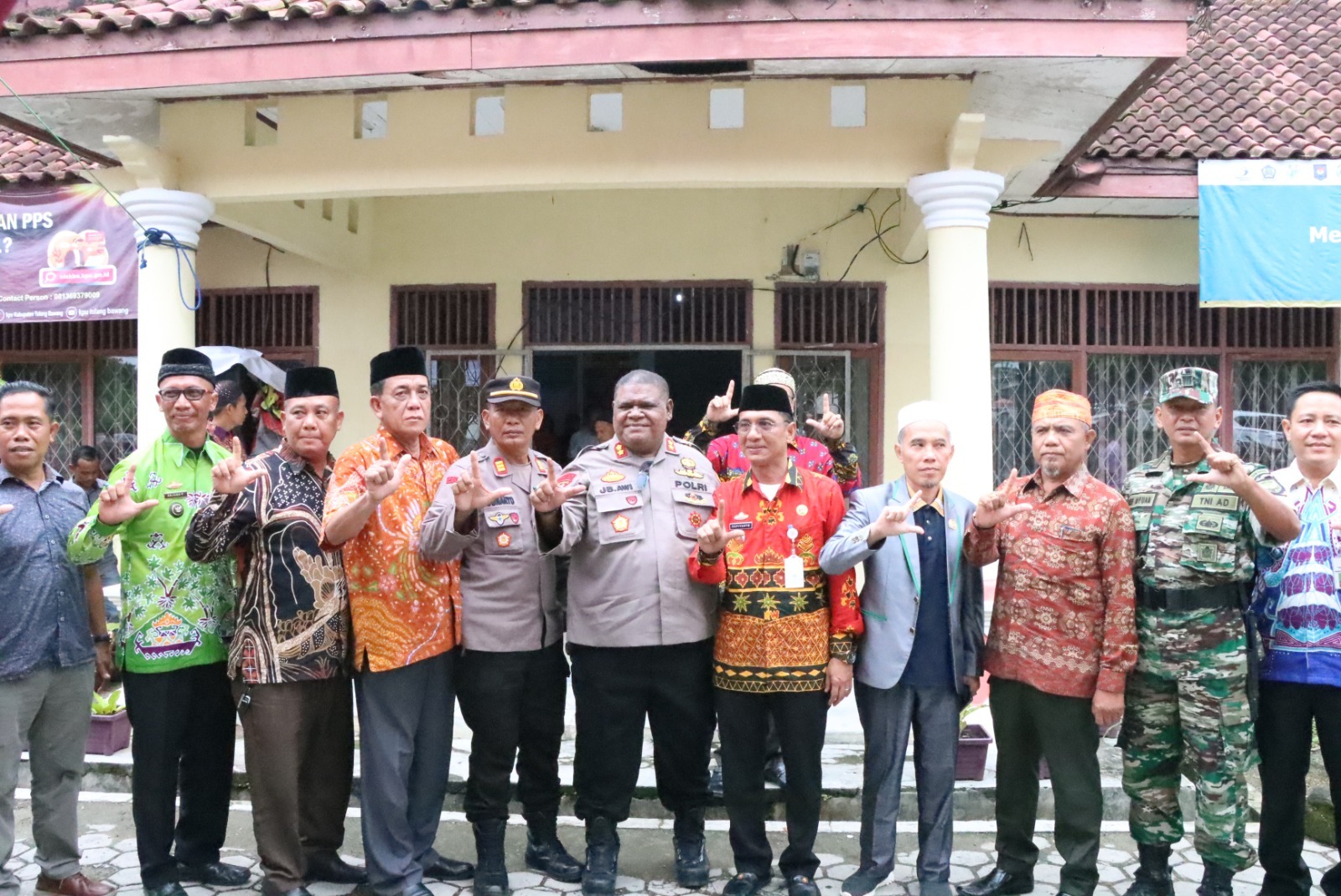 Jum'at Curhat di Menggala, Kapolres Tulang Bawang Terima Lima Pengaduan Warga