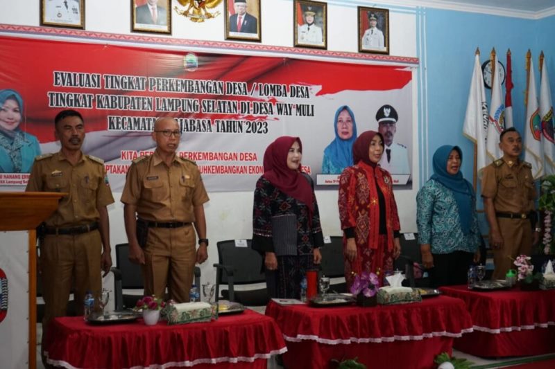 Ketua TP PKK Lampung Selatan Hadiri Evaluasi Lomba Desa