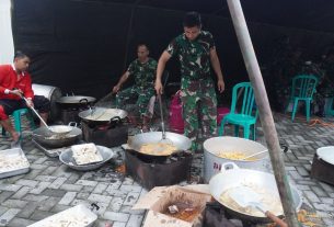 Kodim 0726/Sukoharjo Gelar Dapur Lapangan Bantu Korban Banjir