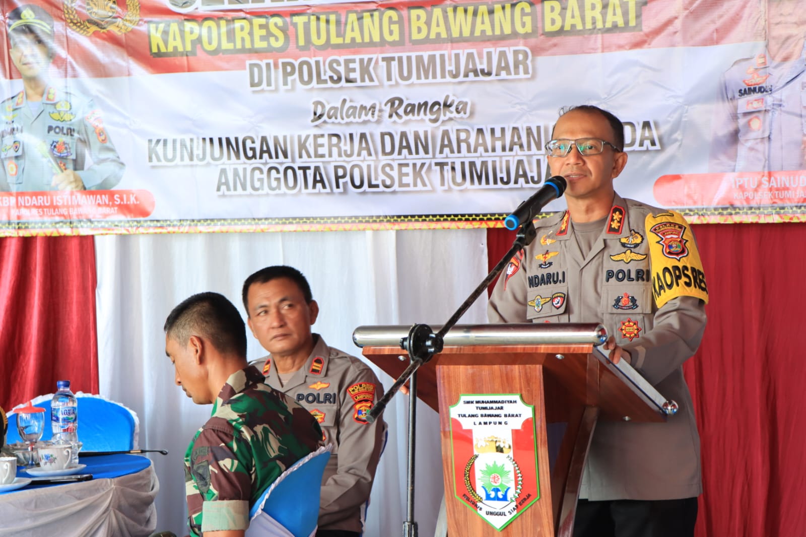 Kunjungan Kerja Kapolres dan Ketua Bhayangkari Cabang Polres Tulang Bawang Barat ke Polsek Tumijajar.