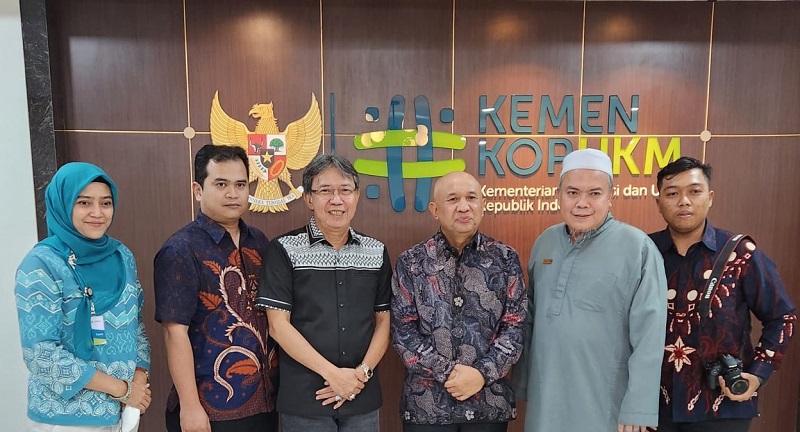 Menkop-UKM Teten Masduki Siap Support Program UMKM-Merdeka Apindo dan IIB Darmajaya