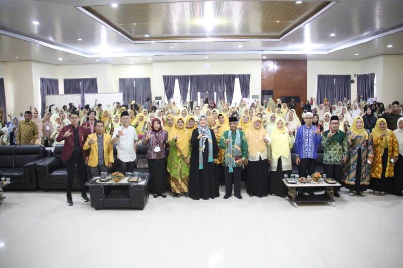 Muswil XIV Nasyiatul Aisyiyah Wagub Lampung Ajak Kader Bergandengan Tangan