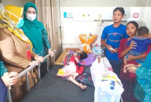 Penderita Gizi Buruk di Lampung Utara Dapatkan Kunjungan Dari Ketua dan Wakil Ketua TP PKK