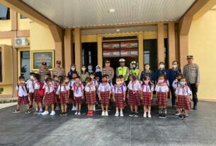 Polisi Sahabat Anak, Polres Tulang Bawang Barat Menerima Kunjungan Anak TK Tarakanita.