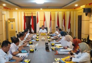 Sekdaprov Lampung Pimpin Rapat Pembahasan Penyampaian Laporan Kegiatan dan Laporan Keuangan KORPRI Tahun 2022
