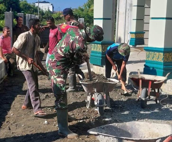 Sepanjang Waktu Babinsa Koramil 08/Arongan Lambalek Mendedikasikan Diri Untuk Melakukan Pembinaan Teritorial