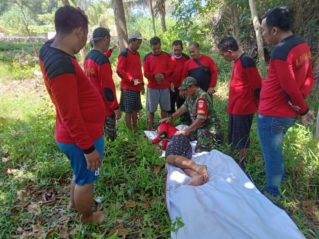 Tingkatkan Disiplin Dan Kemampuan Linmas, Babinsa Kestalan Berikan Arahan Dan Bekali Longdarlap