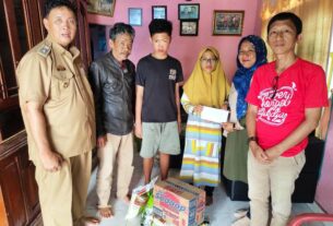 PWI Pesisir Barat Berikan Bantuan, Peratin Ucapkan Terimakasih