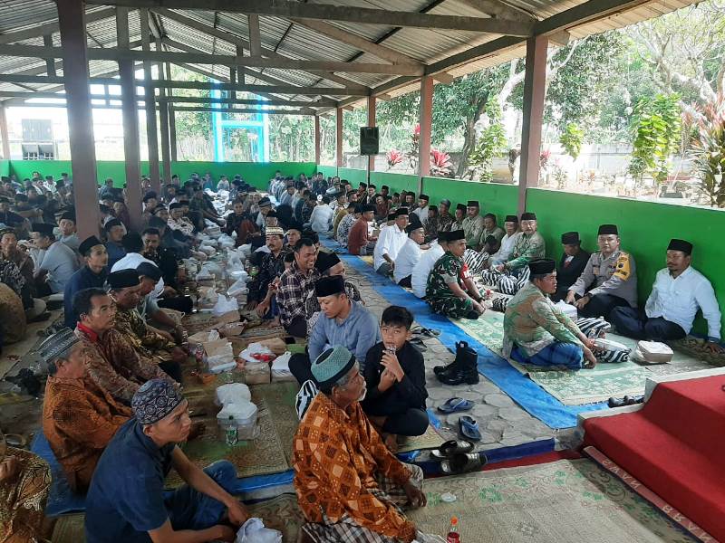 Babinsa Karangmojo Hadiri Tradisi Nyadran