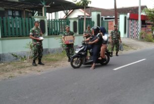 Bangun empati di bulan suci Ramadhan, Koramil 03 Bulu bagikan Menu Takjil kepada warga