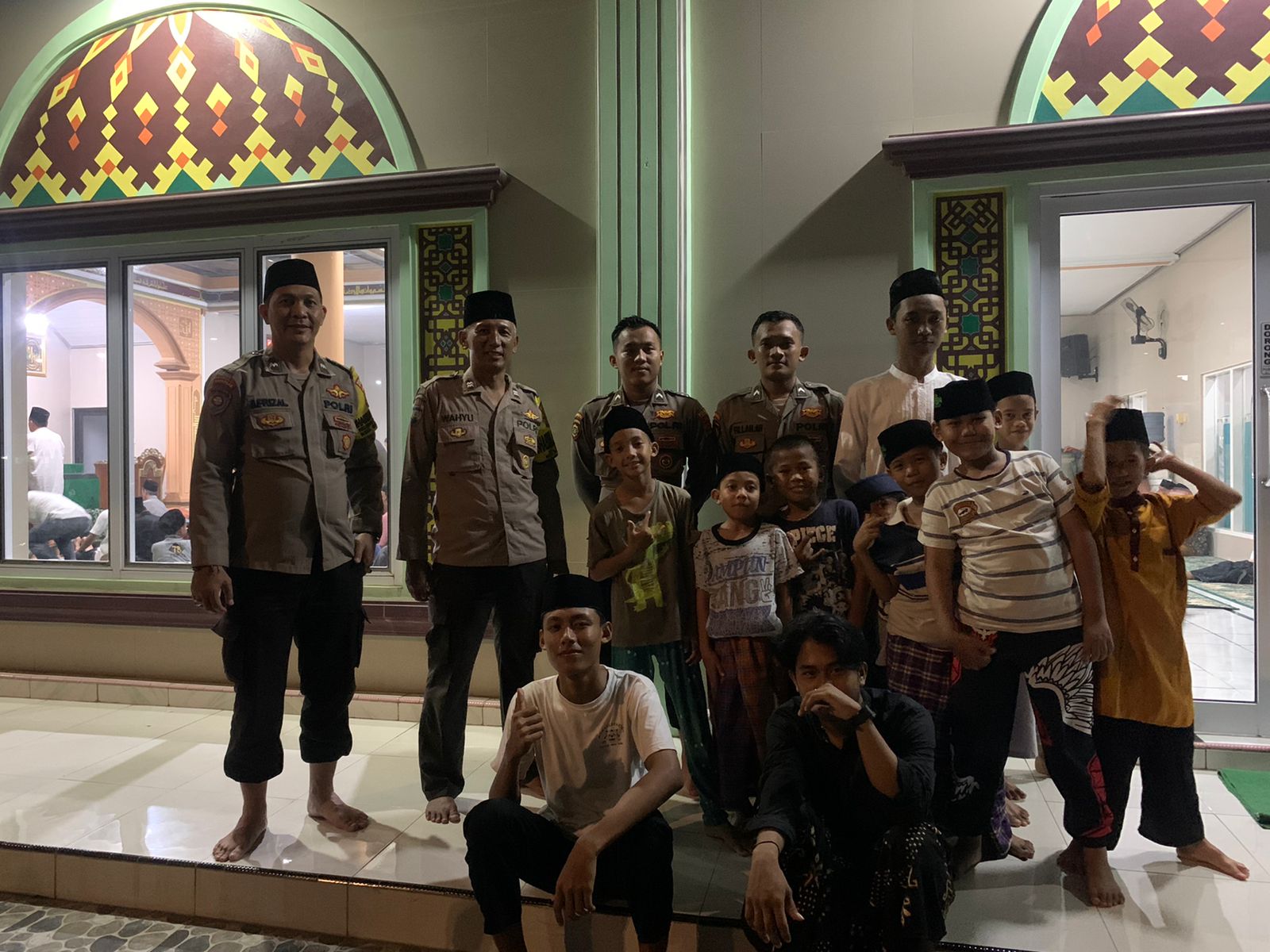 Berikan Keamanan dan Kenyamanan Saat Sholat Tarawih, Polresta Bandar Lampung Amankan Sejumlah Masjid