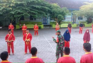 Dukung Kegiatan Positif, Babinsa Dampingi Latihan Pendekar Tapak Suci