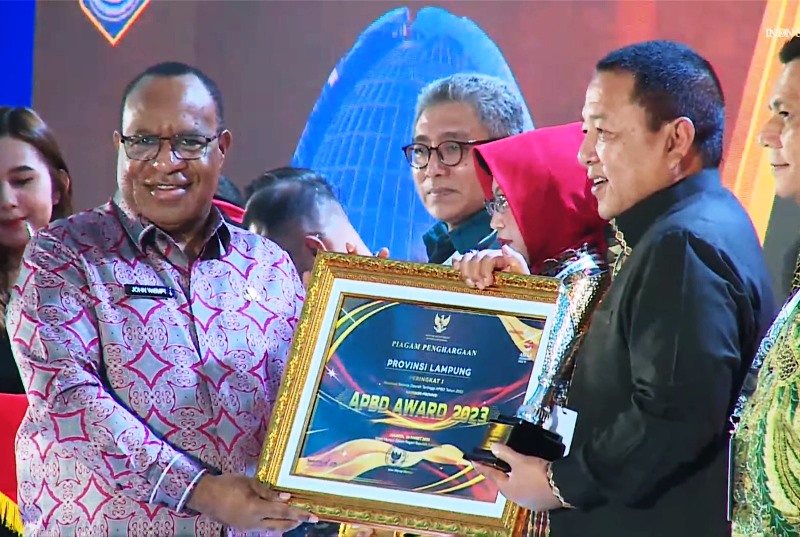 Gubernur Arinal Terima Penghargaan Provinsi Terbaik Realisasi Belanja Daerah Tertinggi Tahun 2022