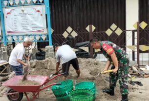 Kemanunggalan TNI dan Rakyat di Wujudkan dengan Kerja Bakti Babinsa & Warganya