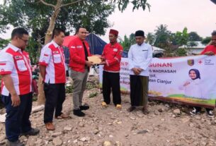 PMI Prov Lampung Serahkan Bantuan Donasi Masyarakat Lampung Untuk Warga Terdampak Gempa Cianjur