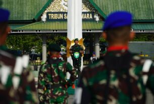 Pangdam IM Mayor Jenderal TNI Novi Helmy Prasetya, S.I.P, M.I.P pimpin Upacara Mingguan di Lapangan Blang Padang Banda Aceh