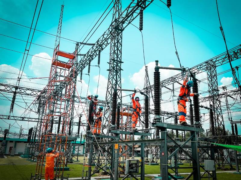 Pasukan Khusus PDKB PLN Sukses Atasi Potensi Gangguan Gardu Induk 150 kV di Mojokerto Tanpa Padam