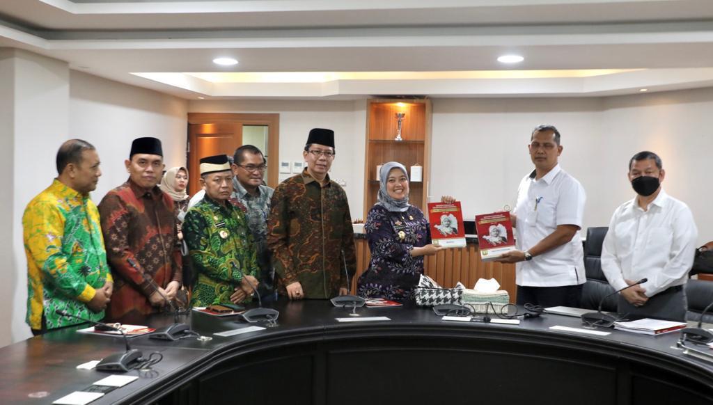 Pemprov Lampung Koordinasi dan Audensi Bersama Kemensos RI dan Setmilpres, Dorong Disetujuinya Penambahan dua Gelar Pahlawan Nasional