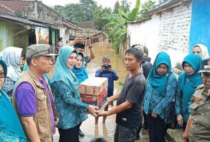 Respon Cepat, Depriyana Ardian beri bantuan korban banjir