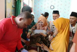 BAZNAS Gelar Sunatan Massal dan Pengajian Rutin di Kecamatan Pulau Pisang